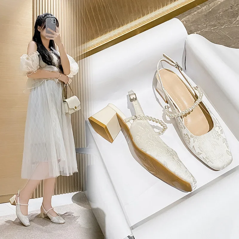 2024 Women Square Toe Pumps Pearl Decoration4.5CM Square Heel National Style New Chinese Style Pearl Jacquard Baotou Women Shoes image 2