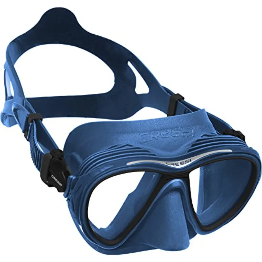 

Adult dive mask for underwater diving silicone material black color features advanced fog system and improved downward visibili