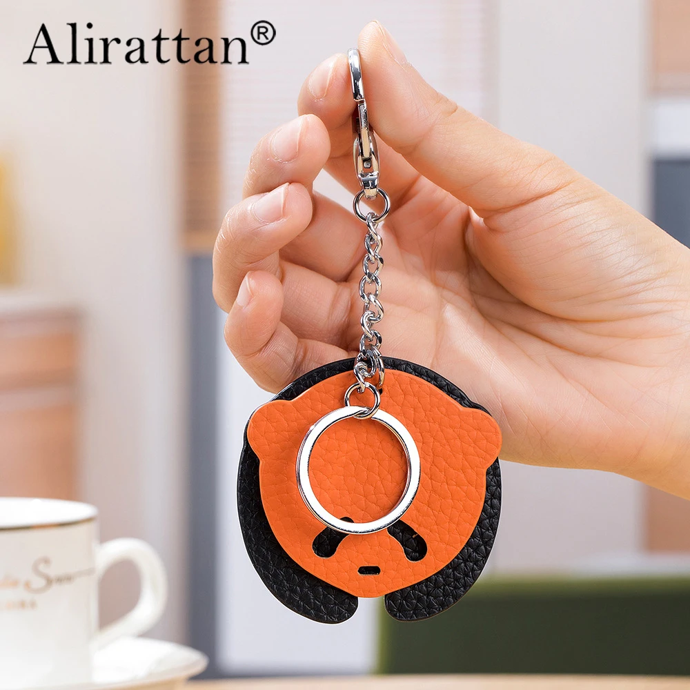 

Alirattan 2024 New Leather Cute Giant Panda Pendant Lychee Grain Cowhide Animal Keychain Accessory Luggage Pendant