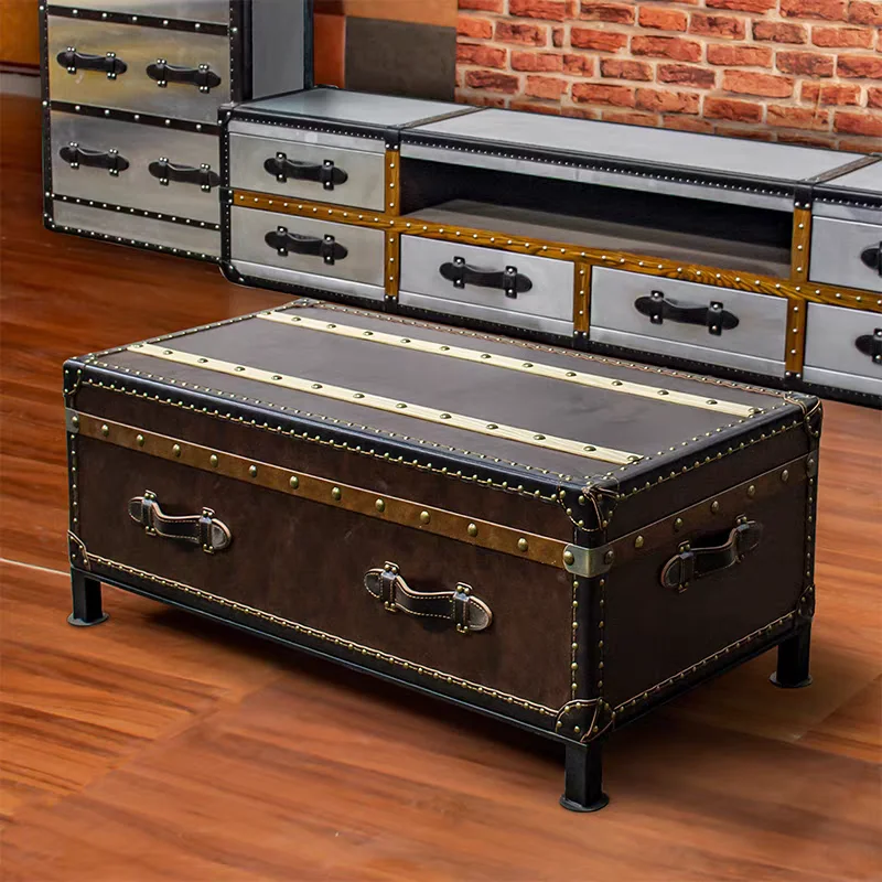 Retro industrial style coffee table, medieval coffee shop storage coffee table, cigar bar, whiskey leather tea cabinet