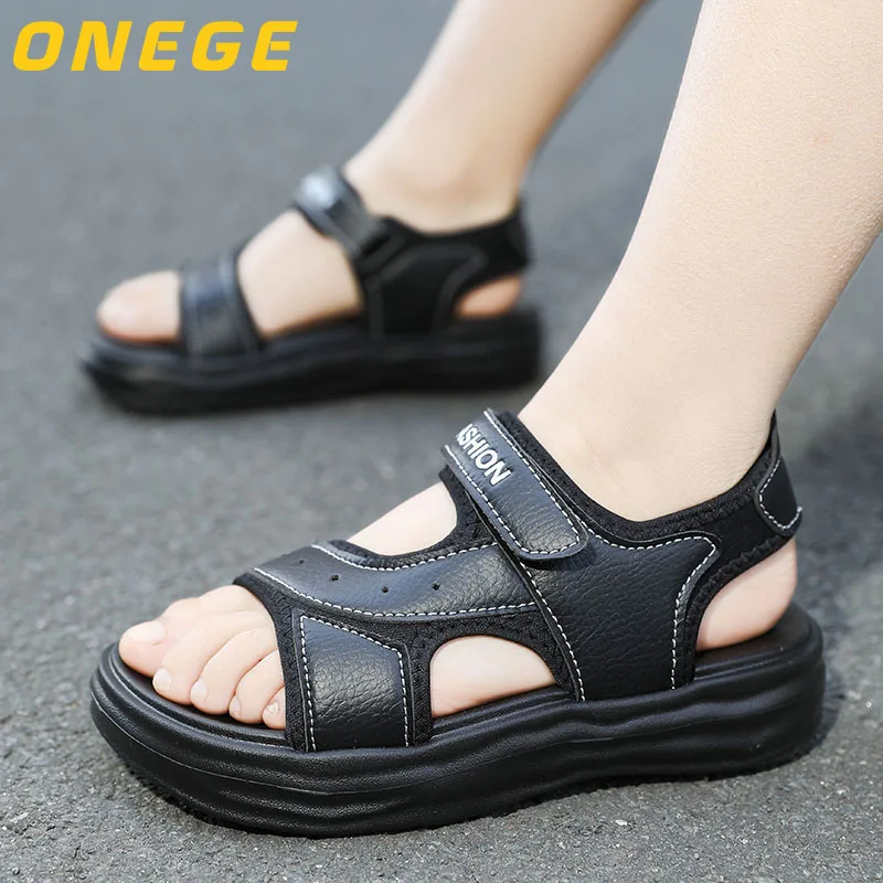

A Pair of Summer Comfortable Sandals, Sports Wear-Resistant Beach Shoes, Outdoor Casual Children's Shoes