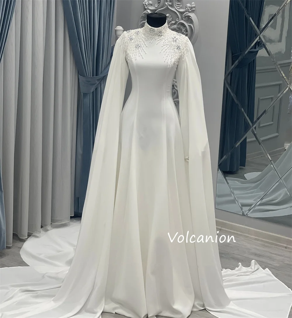 فساتين طويلة مخصصة أنيقة من الشيفون مطرزة بالخرز على شكل حرف a وياقة عالية مناسبة حسب الطلب على الطراز الصيني البسيط