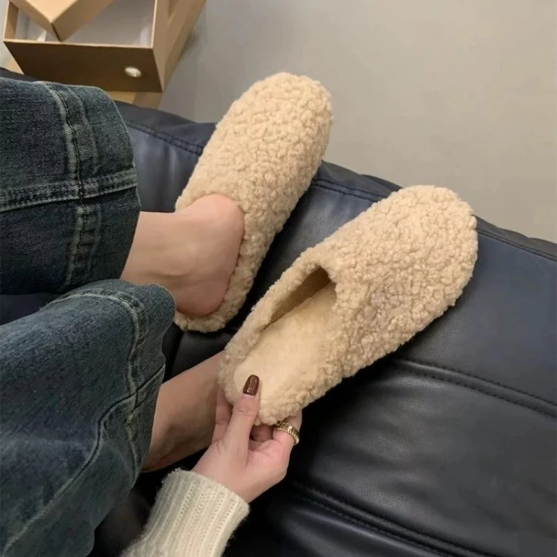 

New Style Real Leather Fur Women Horsehair Half Slippers Luxury Designer Brand Mule Luxury Flats Thick Sole Leisure Shoes 슬리퍼