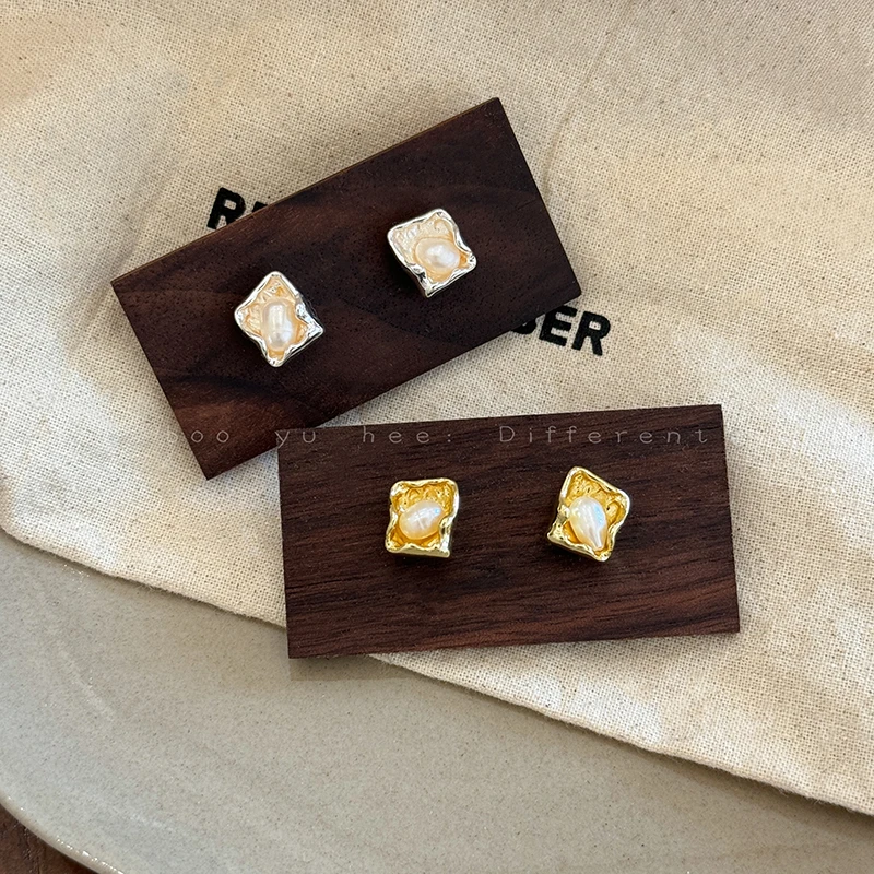 Creamy Square Freshwater Pearl Earrings for Women - Unique and Elegant, Adds a Touch of Sophistication to Your Summer Outfits.