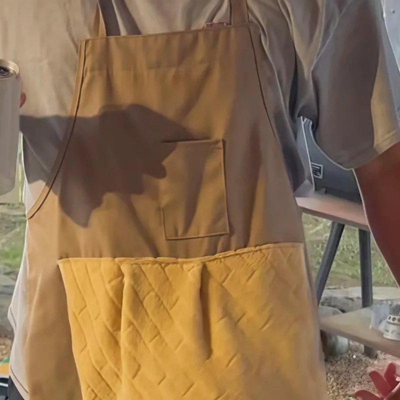 Funny Prank Apron for Chef Creative Pocket Surprise Gag Gift for Men Women Cooking Kitchen Humor Novelty Gift Idea