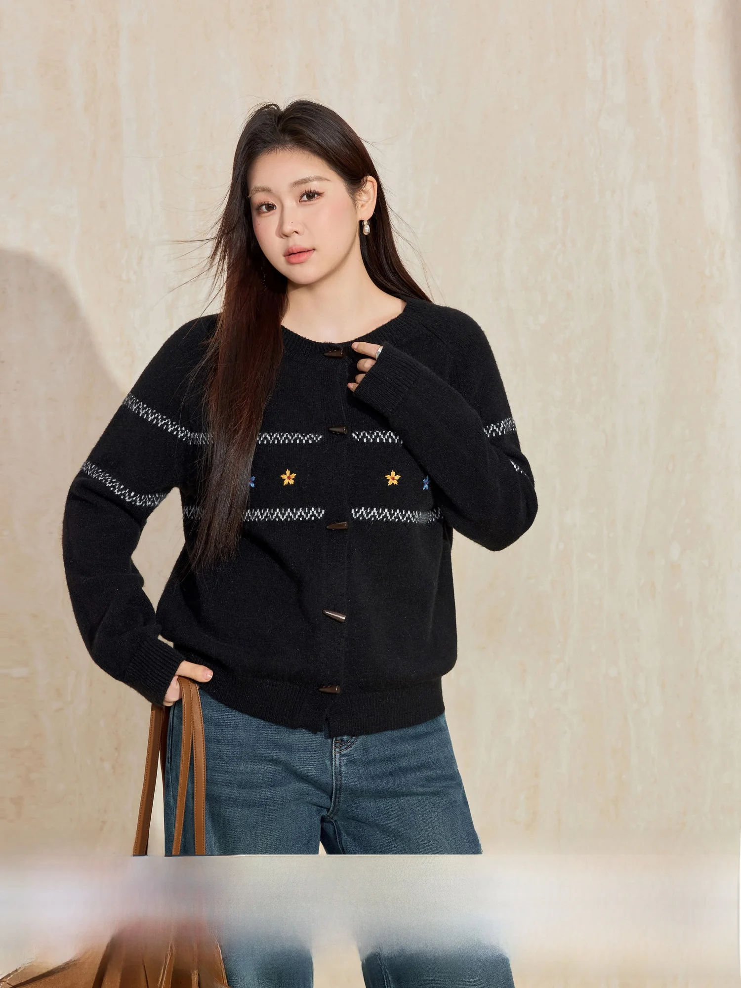 

Blue Language Large Size Bla round Ne Embroidered Sweater Winter Lazy Sle Loose Knitted Long Sve Outerwear Top for W...
