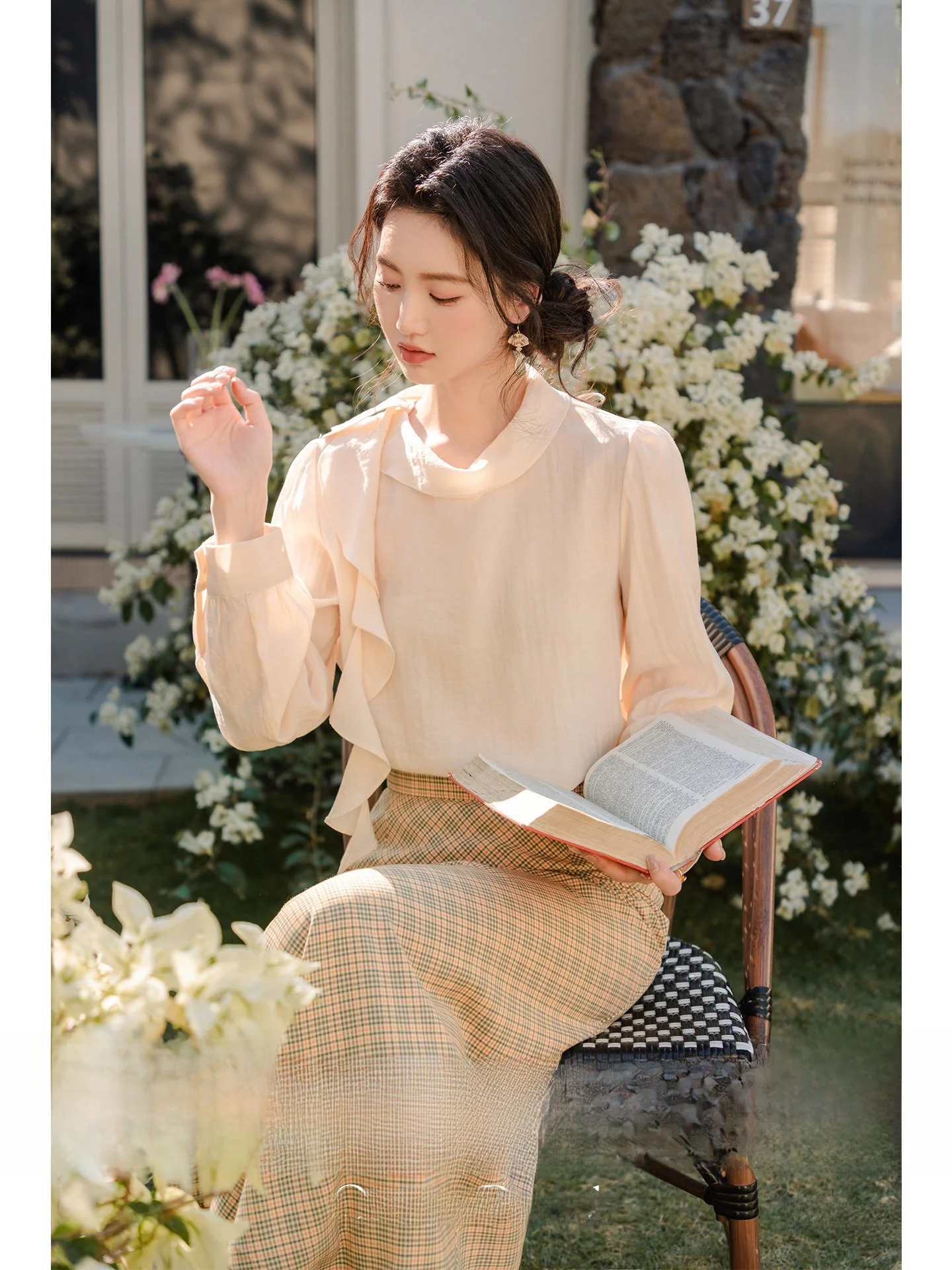 

Ele round Ne Long Sve irt with Sa And Wooden Ear Design Skin-friendly Breathable Nylon Women's Loose Fit irt