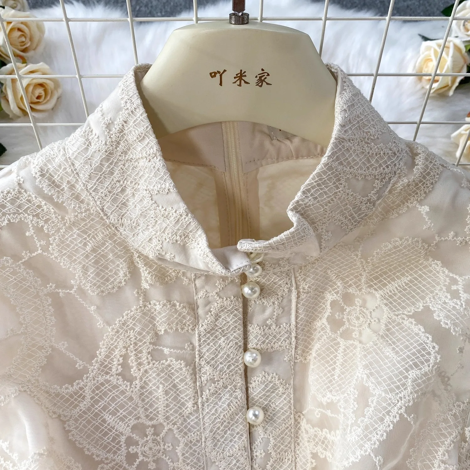 Autunno Primavera Donna Abito da vacanza Manica lunga a lanterna Bottoni di perle Ricamo Matita in pizzo Abiti lunghi midi da sera per ballo di fine anno