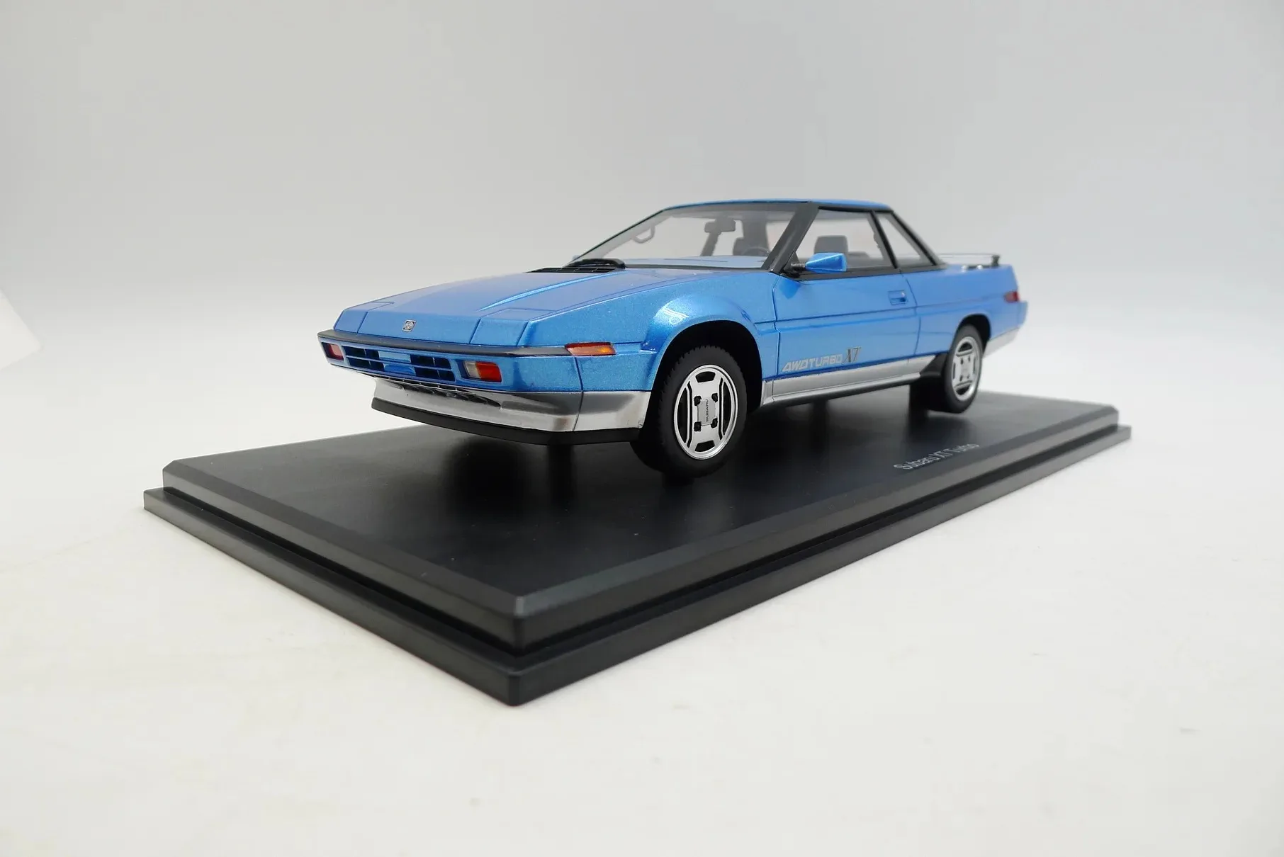 1/18 S ubaru XT Turbo Resin Model Car DNA Collectibles