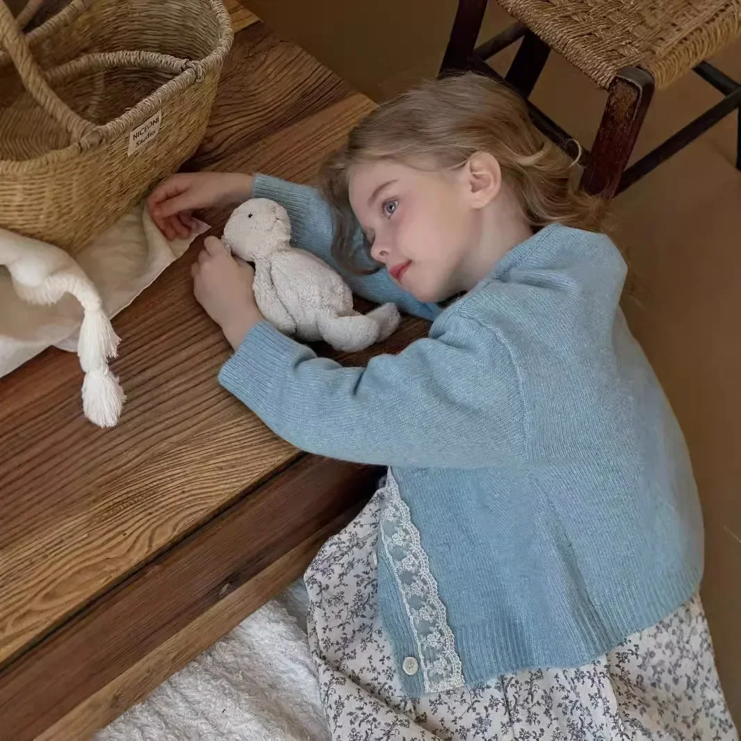 

Girl Sweater Cardigan Spring Autumn New Korean Children Lace Flower Edge Tops Girl Fashion Round Neck Loose Coat 2025