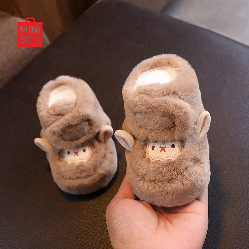 حذاء Miniso 2025 للأطفال من عمر 0 إلى 12 شهرًا، نعل ناعم مبطن بالصوف للشتاء للمشايات الأولى لحديثي الولادة والرضع #3