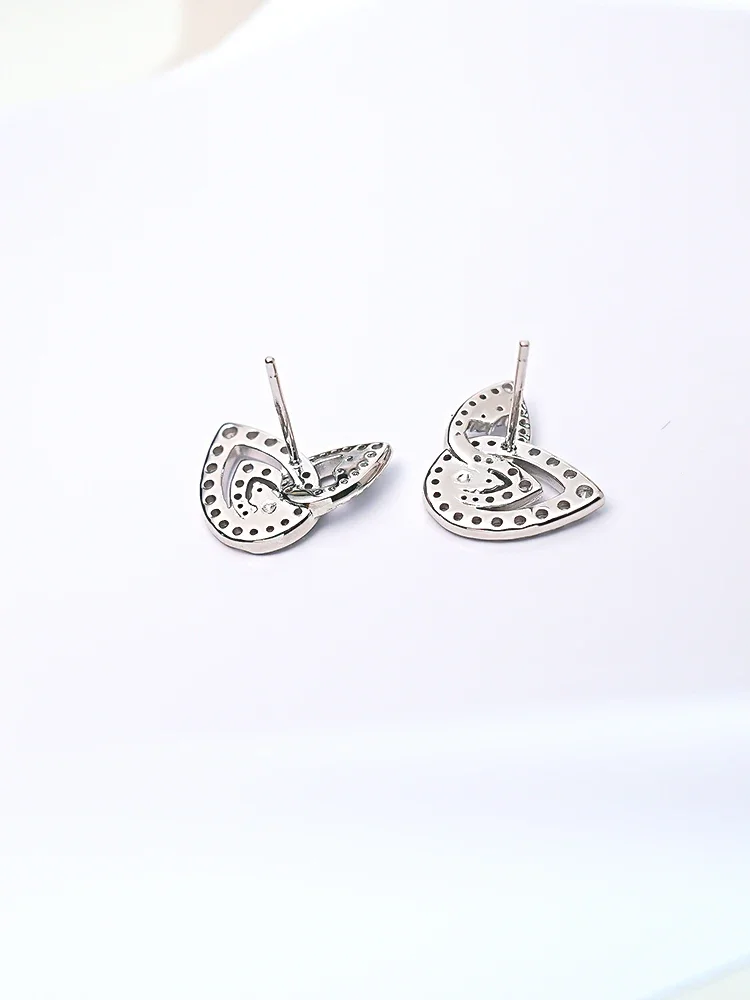 Luxury Leaf 925 Silver White Diamond Earrings Set with High Carbon Diamonds, Sweet and Versatile for Everyday Women