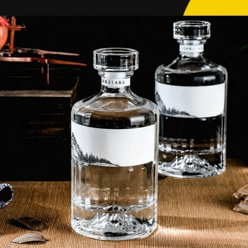500ml Liquor  Empty  One Pound Thickened Transparent Sealed Transparent Glass  Whiskey  Vodka Bottle