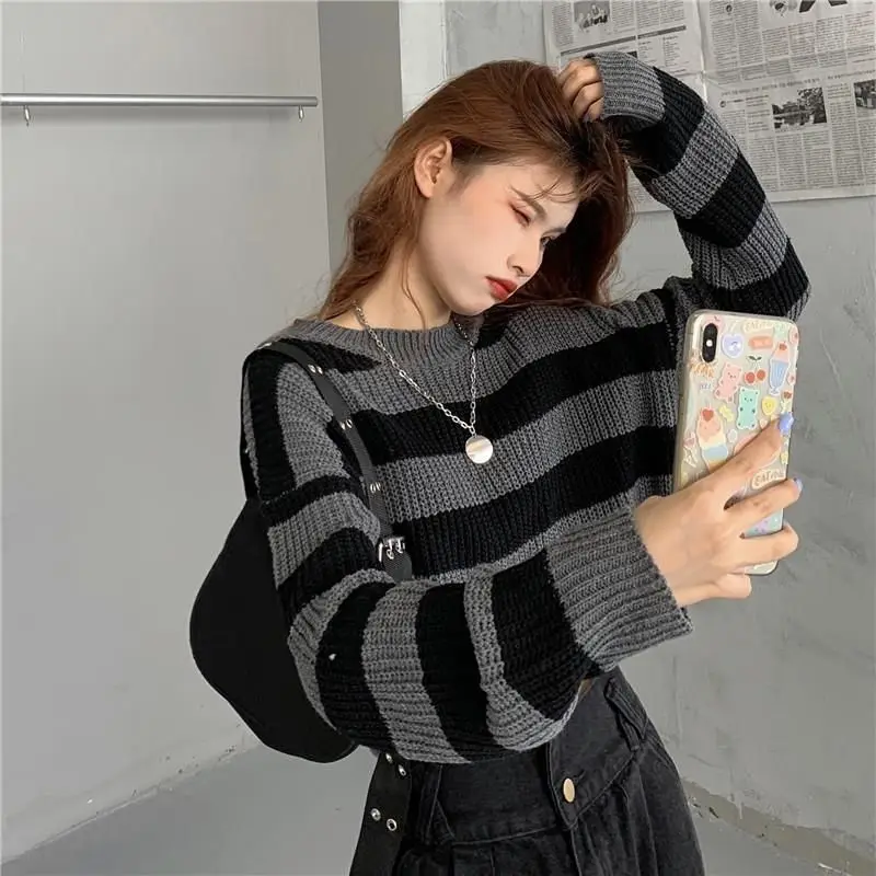

Korean Style Autumn Striped Cropped Sweater Women Vintage Oversize Knit Jumper Female Long Sleeve O-neck Pullovers Tops