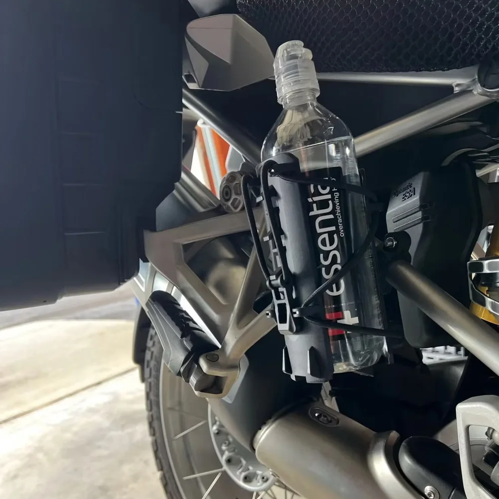 حامل الزجاجات للدراجة، حامل أكواب الماء، حامل مشروبات قابل للتعديل، حامل زجاجة دوران 360 درجة، دعامة صوت لعربة الدراجة النارية