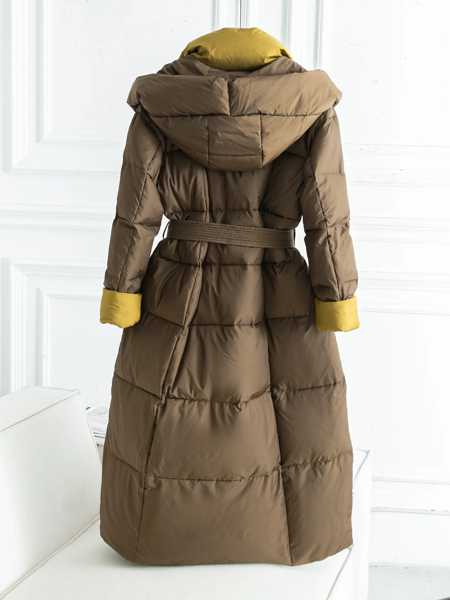 Doudoune ample à capuche pour femme, longue, en duvet de canard blanc 90, nouvelle collection hiver 2026