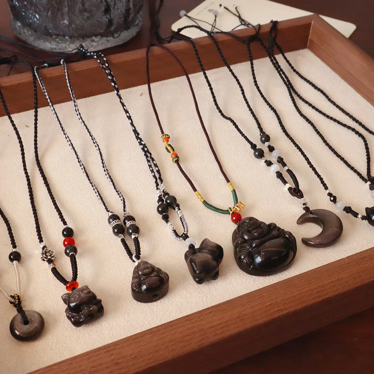 

Natural Obsidian Black Stone Pendant Necklace Women Men Couple Handmade Braided Rope Chain Necklace High Quality Jewelry YNC199