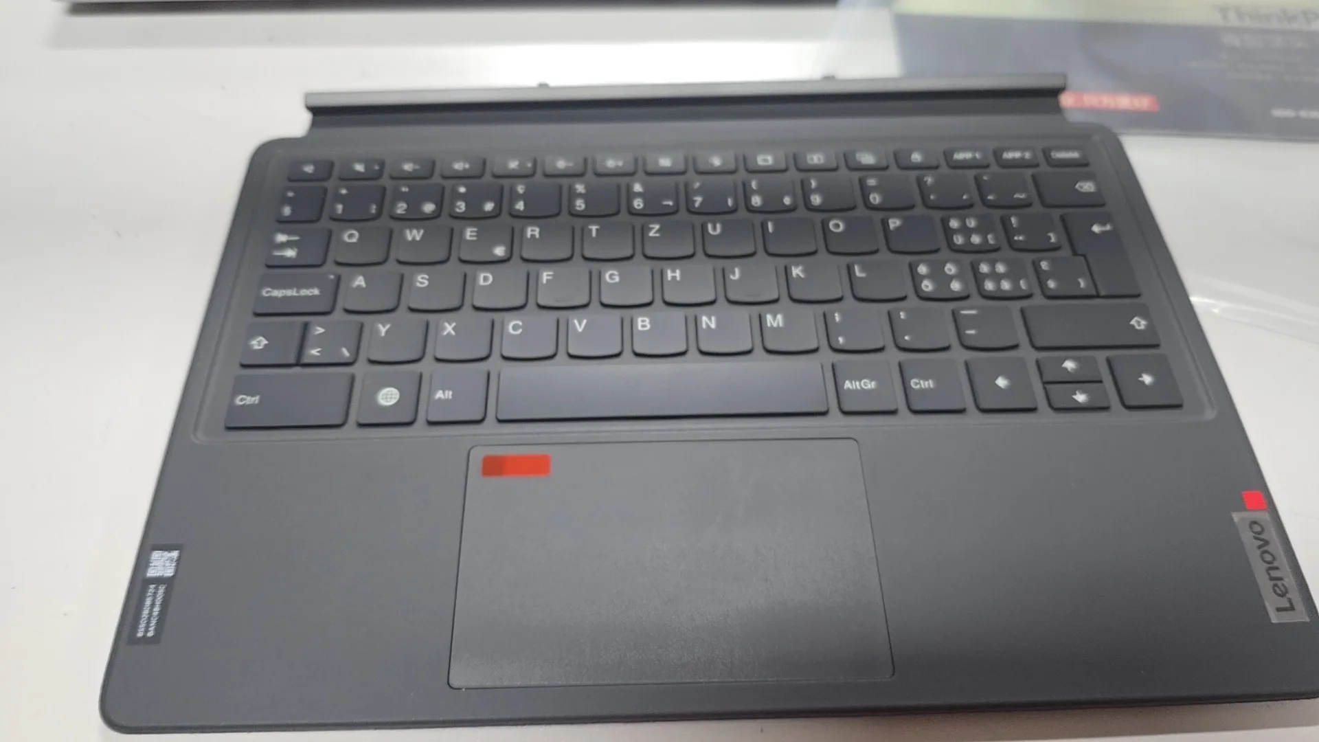 

Для Lenovo Xiaoxin Tab P12/K12 12,7 дюймов TB-371 TB-370 клавиатура трекпад с подсветкой магнитная клавиатура швейцарский немецкий