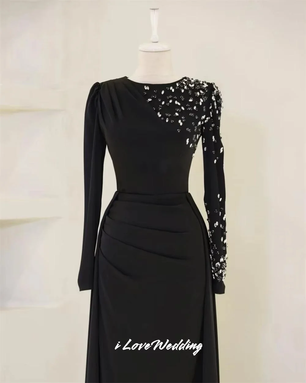 블랙 O넥 이브닝 드레스 2025 롱 슬리브 비즈 장식 머메이드 사우디 아라비아 플로어 기장 플리츠 웨딩 파티 드레스 맞춤 제작