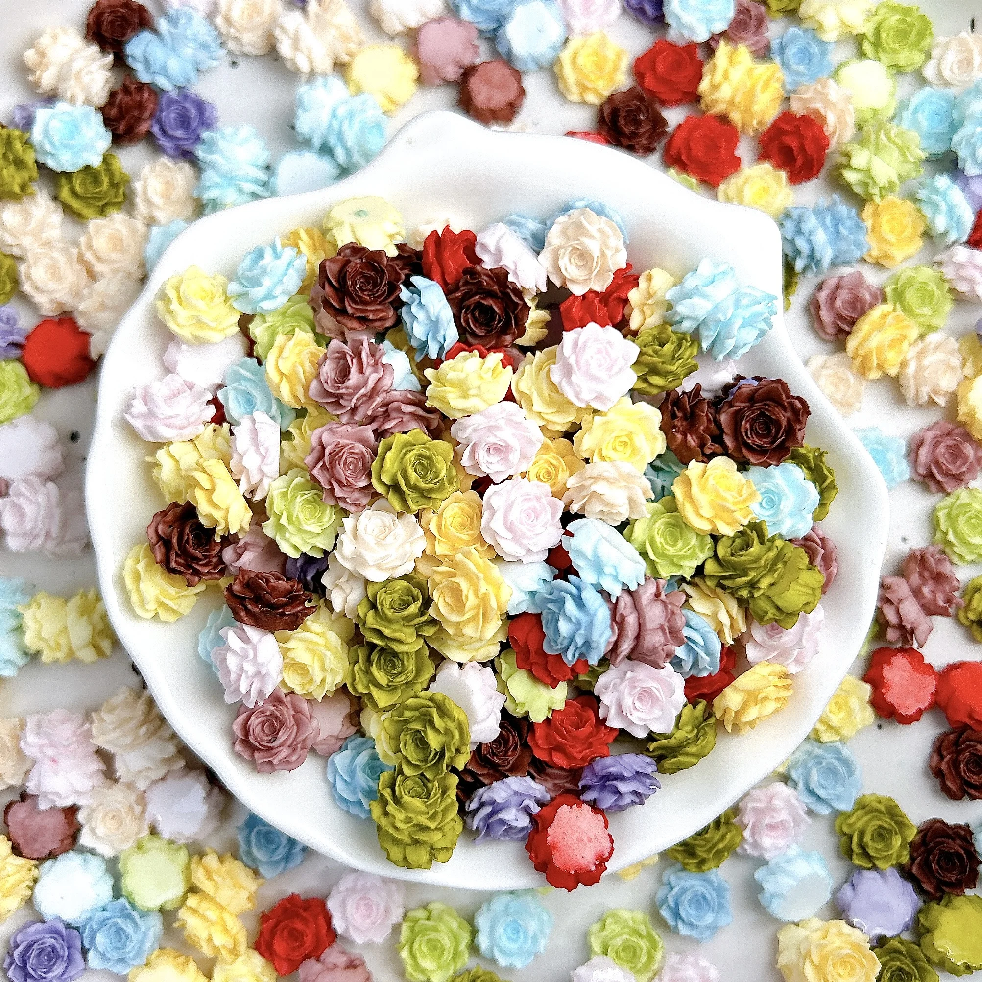 50 Uds. De abalorios para decoración de uñas de resina de peonía de loto suave mezclados al azar, hoja translúcida luminosa colorida 3D, decoraciones para uñas de mariposa DIY