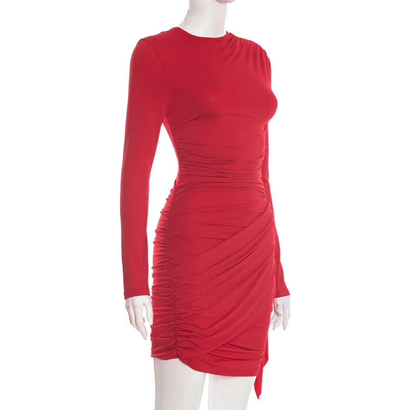 Einfarbiges, plissiertes Kleid mit langen Ärmeln, tailliertem Schnitt und schmaler Passform, kurzes Kleid mit elegantem Flair. – Detail 24
