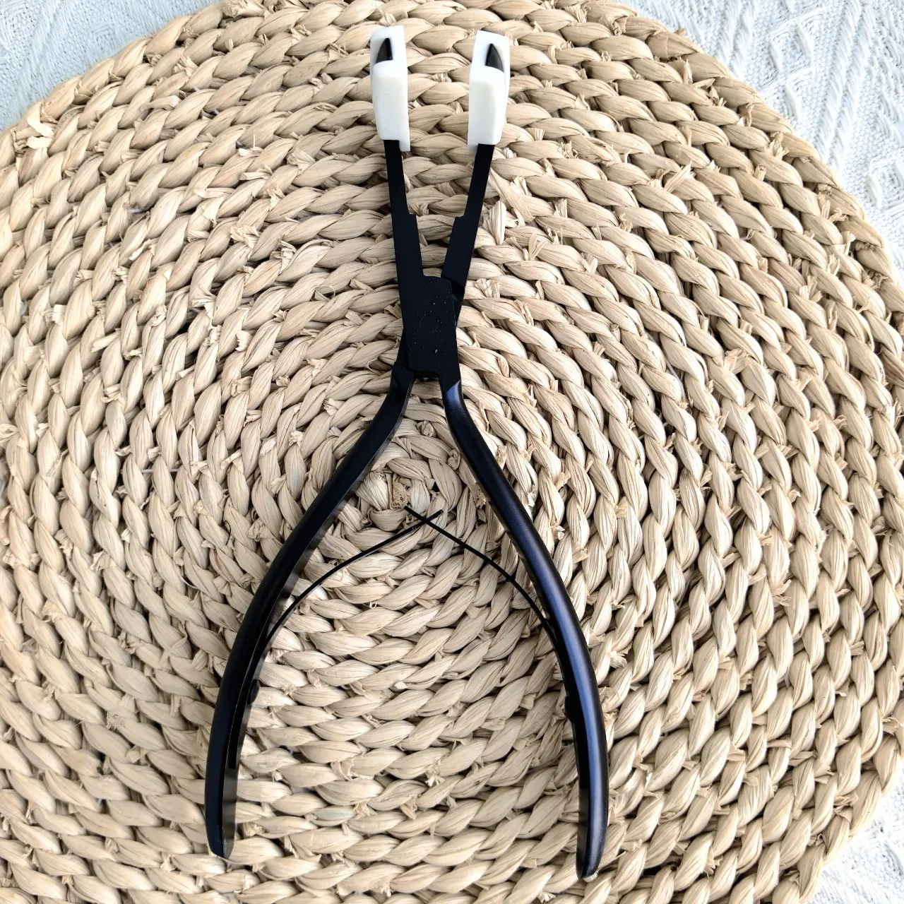 

Щипцы для волос с лентой, профессиональные плоскогубцы для наращивания ленты из нержавеющей стали, эргономичный дизайн для ленточных инструментов для парикмахерских