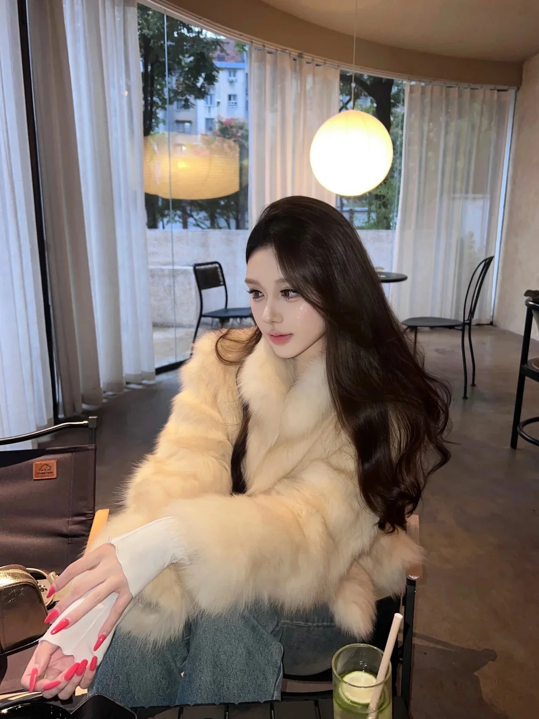 2025 New  Fur Coat Women's Winter Stand Collar Gradient Thick Warm Eco-friendly Long Sleeve Short Style Three Button Closure
