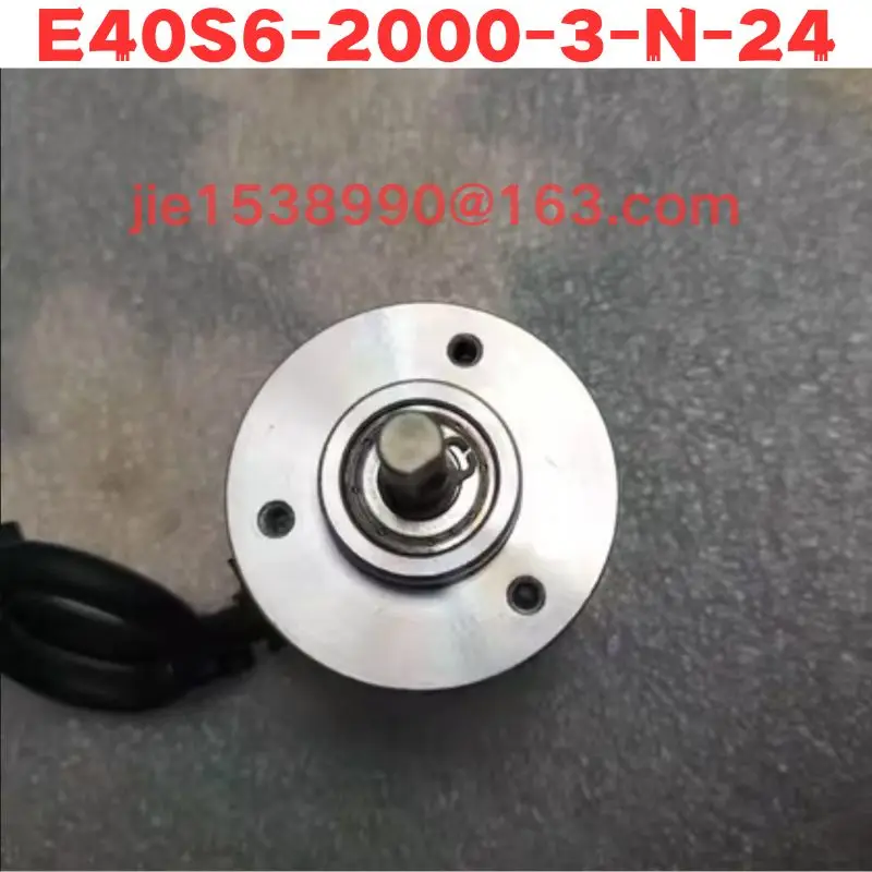 Used E40S6-2000-3-N-24 Normal Function Tested OK