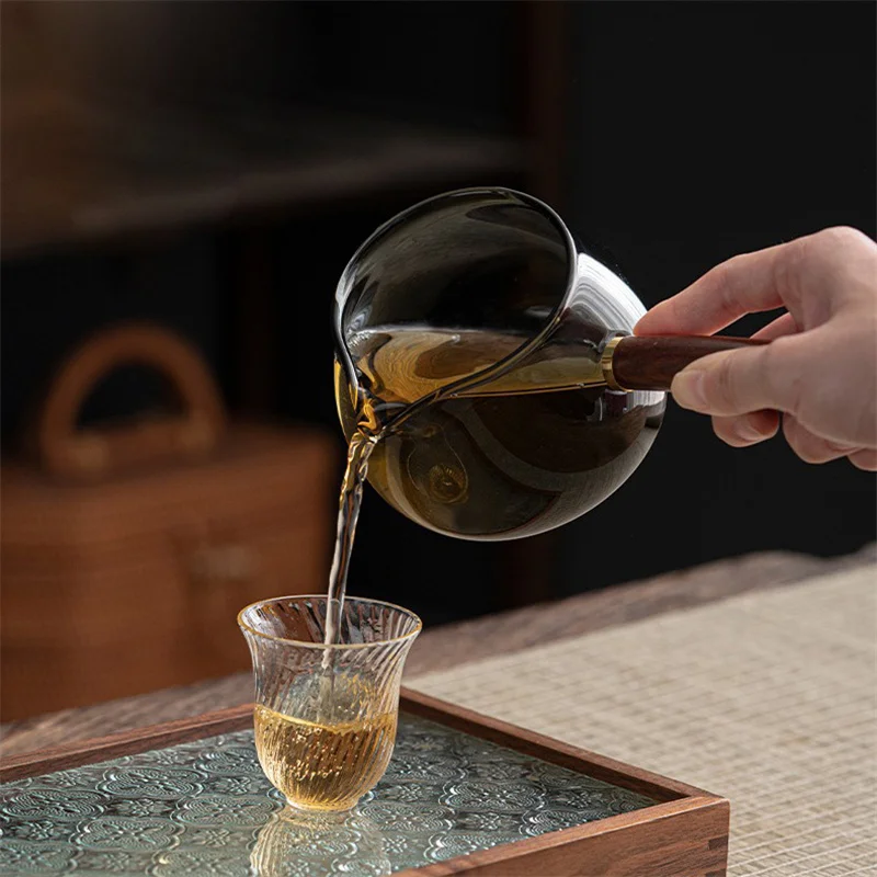 Creative Crank Side Wooden Handle Glass Tea Dispenser Fair Cup With Filter  Heat Resistant Kungfu Tea Set Teapot Tea Maker