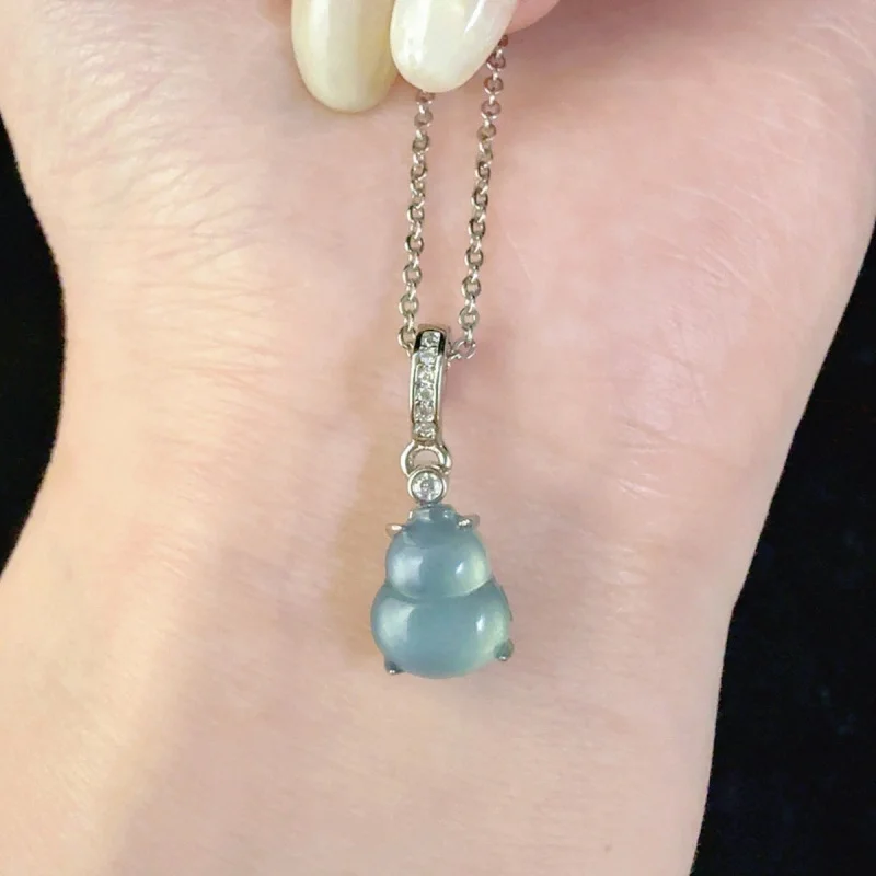 

Natural Grade A Jadeite Blue Water Lily Pendant Simple Setting Clavicle Chain Exquisite Women's Pendant Wholesale