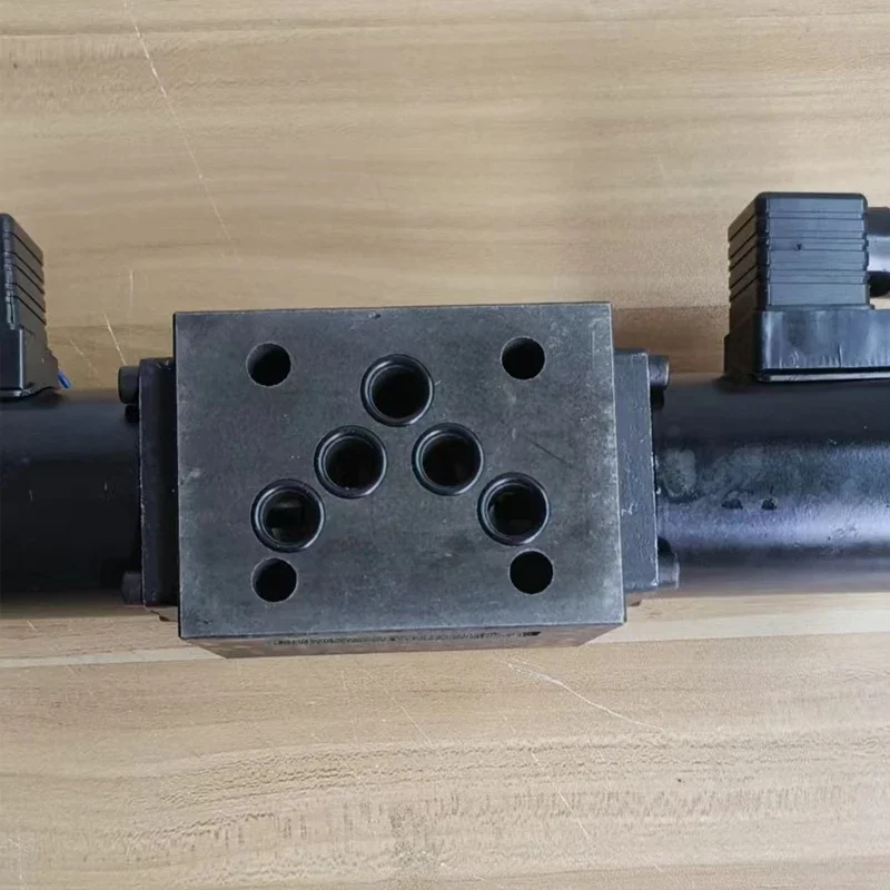 

Электромагнитный клапан 34BO-H10B-T 34BH-B10H-T 34BY 34EM 34BM 34BYO BYM
