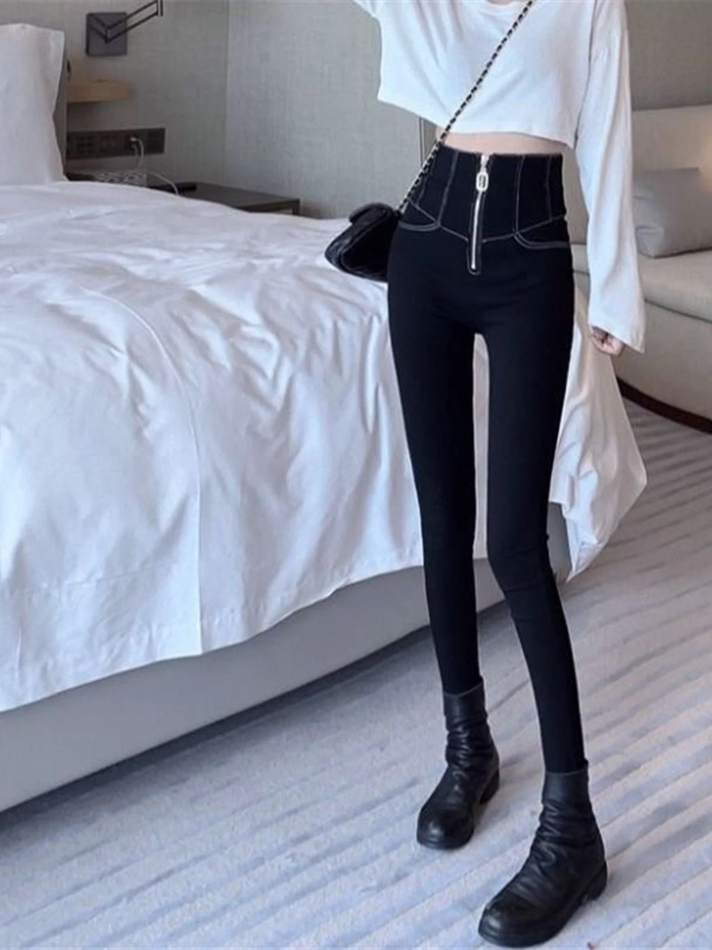 Fashionable High-Waist Fleece-Lined Zipper Jeans Women's Tight Fit Skinny Pants Autumn New Style Black Long Pants Slimming