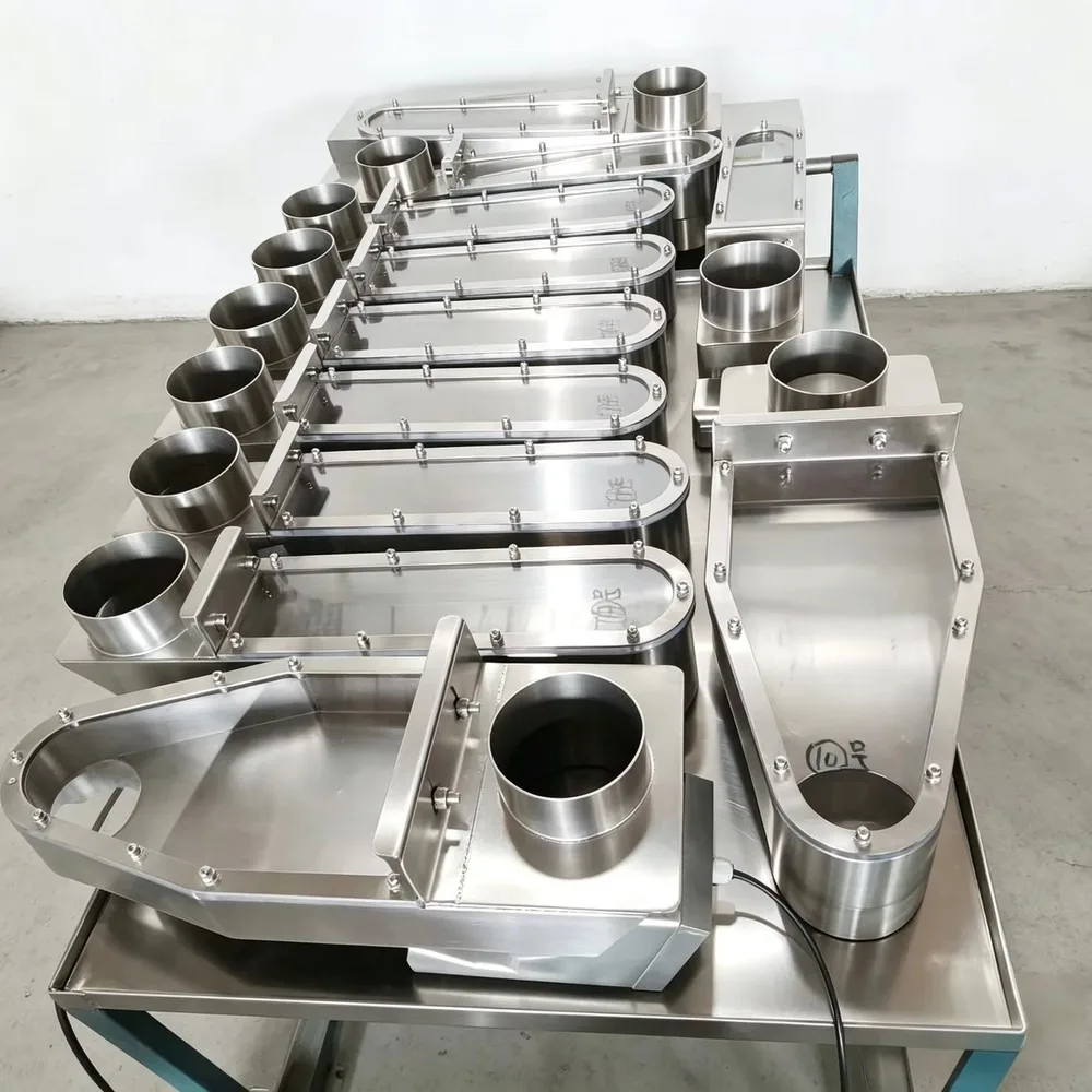 Enclosed Electromagnetic Vibrating Feeder With Bowl Shaped Feeding Inlet And Observation Port 60KW Power 1 Year Warranty