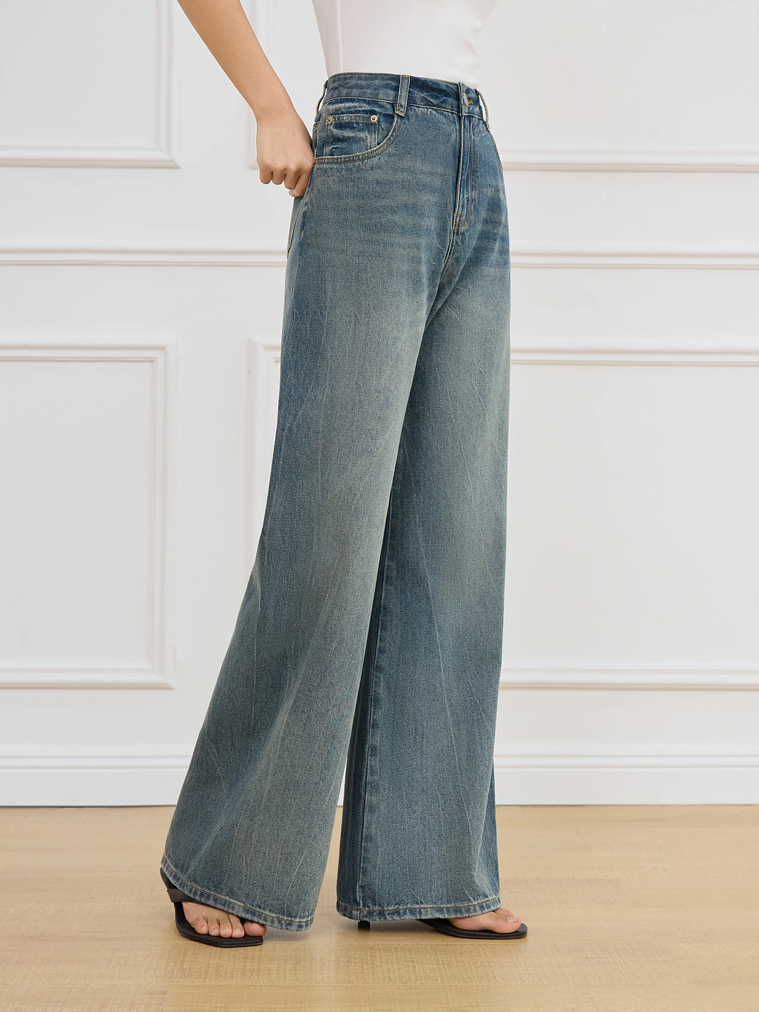 FSLE Autumn Jeans Retro Style Straight High Waist Wide Leg Jeans For Women 2025 Spring New Design Commuting All-match Chic Pants