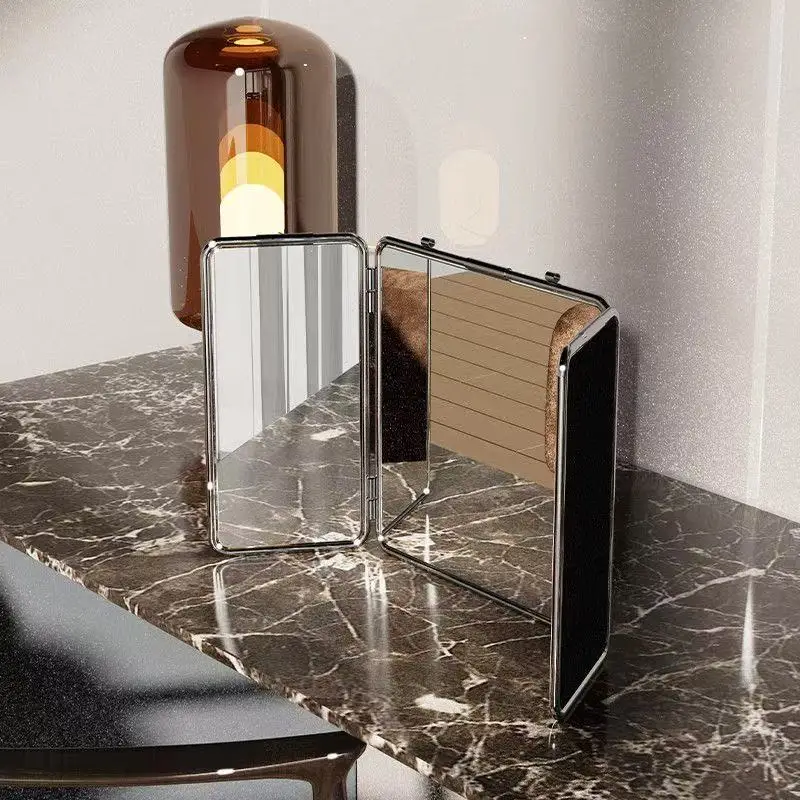 인스 스타일 사각형 삼단 접이식 벽걸이 거울 금속 스테인리스 스틸 욕실 화장대 거울 모던 미니멀리스트 홈 데코레이션