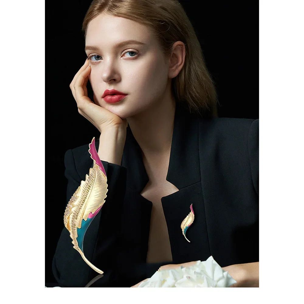 Fashion Metal Brooch Enamel Feather Brooches Simple Women's Clothing Suit Accessories Pin Unique Design Jewelry Birthday Gift