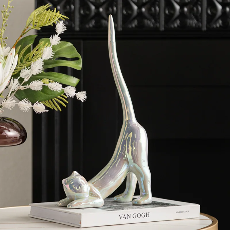 Light luxury electroplated silver streamer fluorescent ceramic cat ornament abstract art decoration