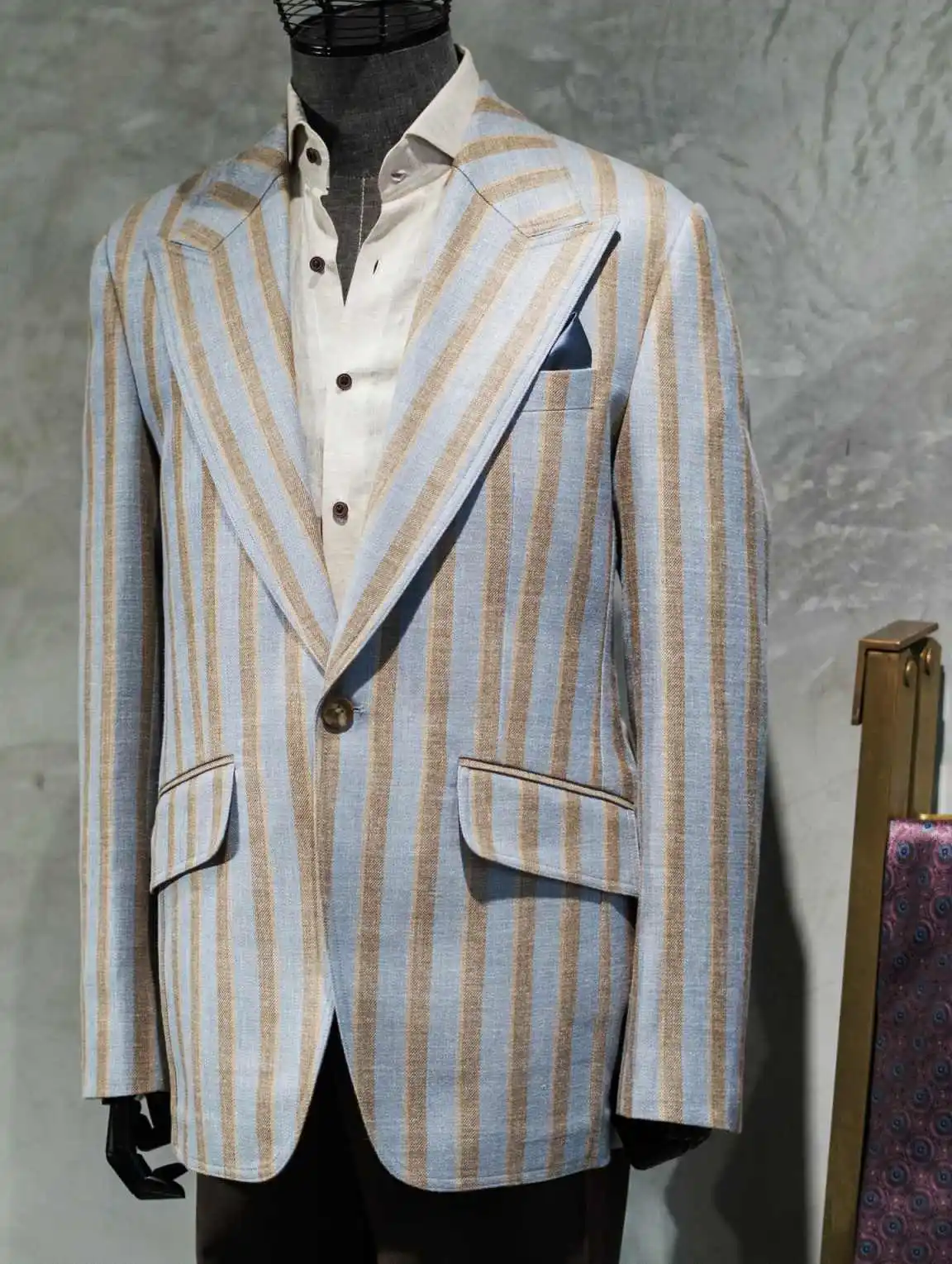 Giacca da uomo casual a righe Giacca slim fit con risvolto con visiera Blazer da lavoro con un bottone Giacca formale per banchetti nuziali personalizzata
