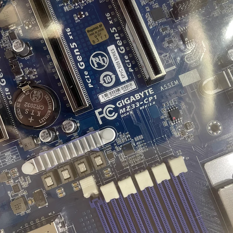 اللوحة الأم الأصلية الجديدة AMD EPYC 9005/9004 - E-ATX up لـ MZ33-CP1 #4