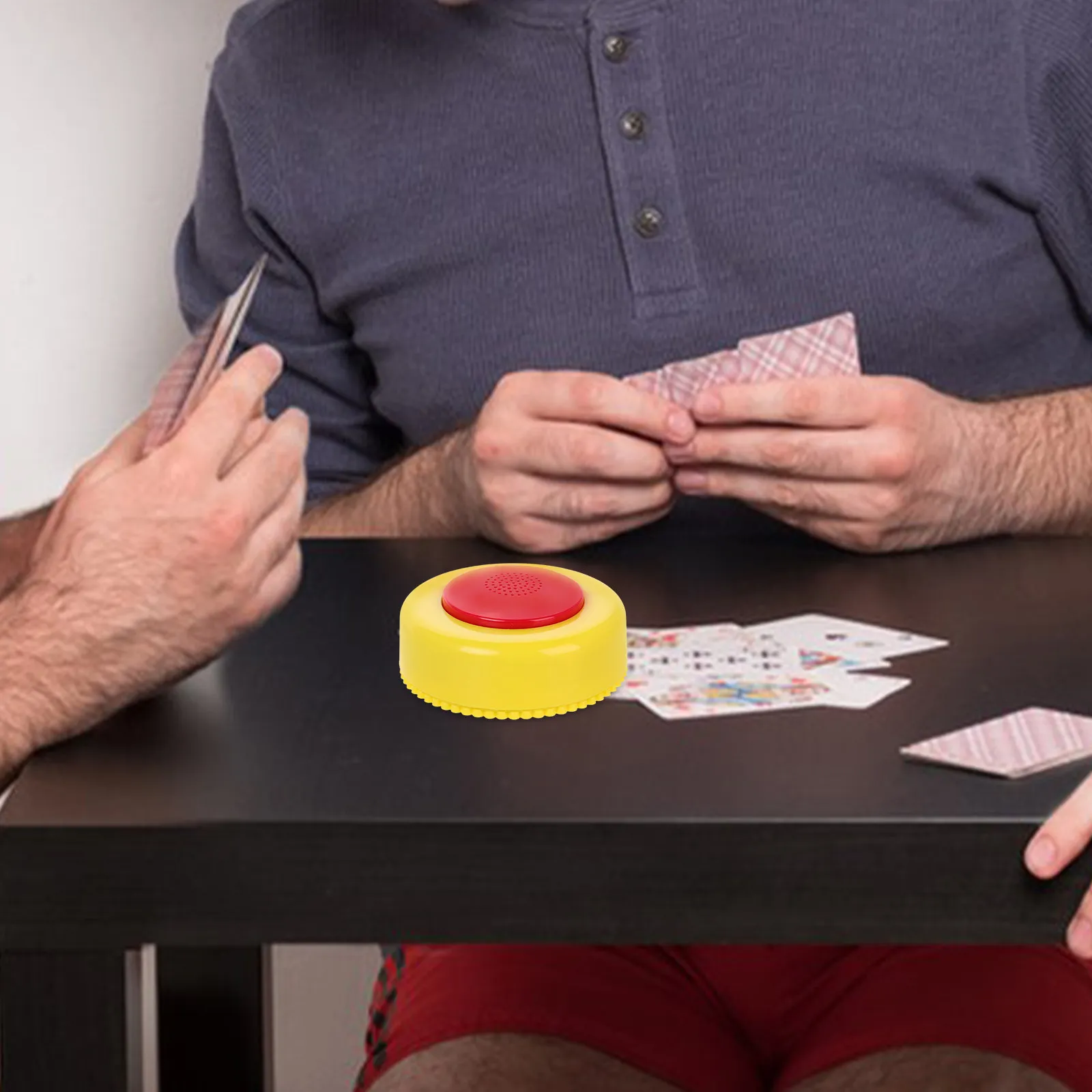 

Creative Remote Controlled Fart Machine Realistic Sounds Portable Household Prank Noise Maker Fun Prank Accessory