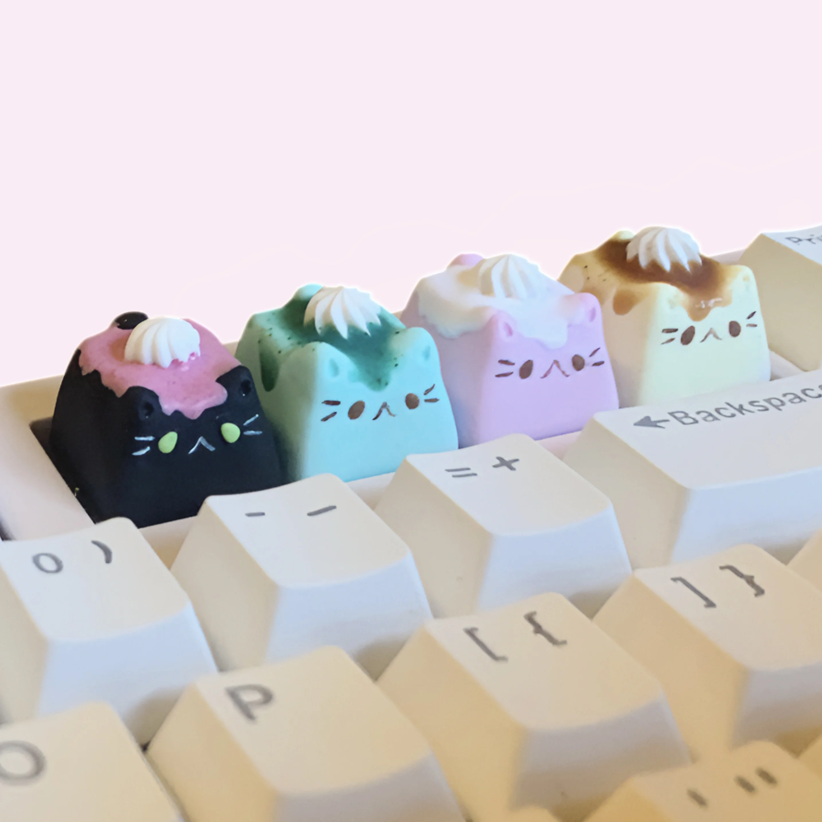 

1 Piece Cartoon Cream Cat Keycaps ESC Key Personalized stone plastic clay key cap pink cat cute gift Mechanical Keyboard Keycaps