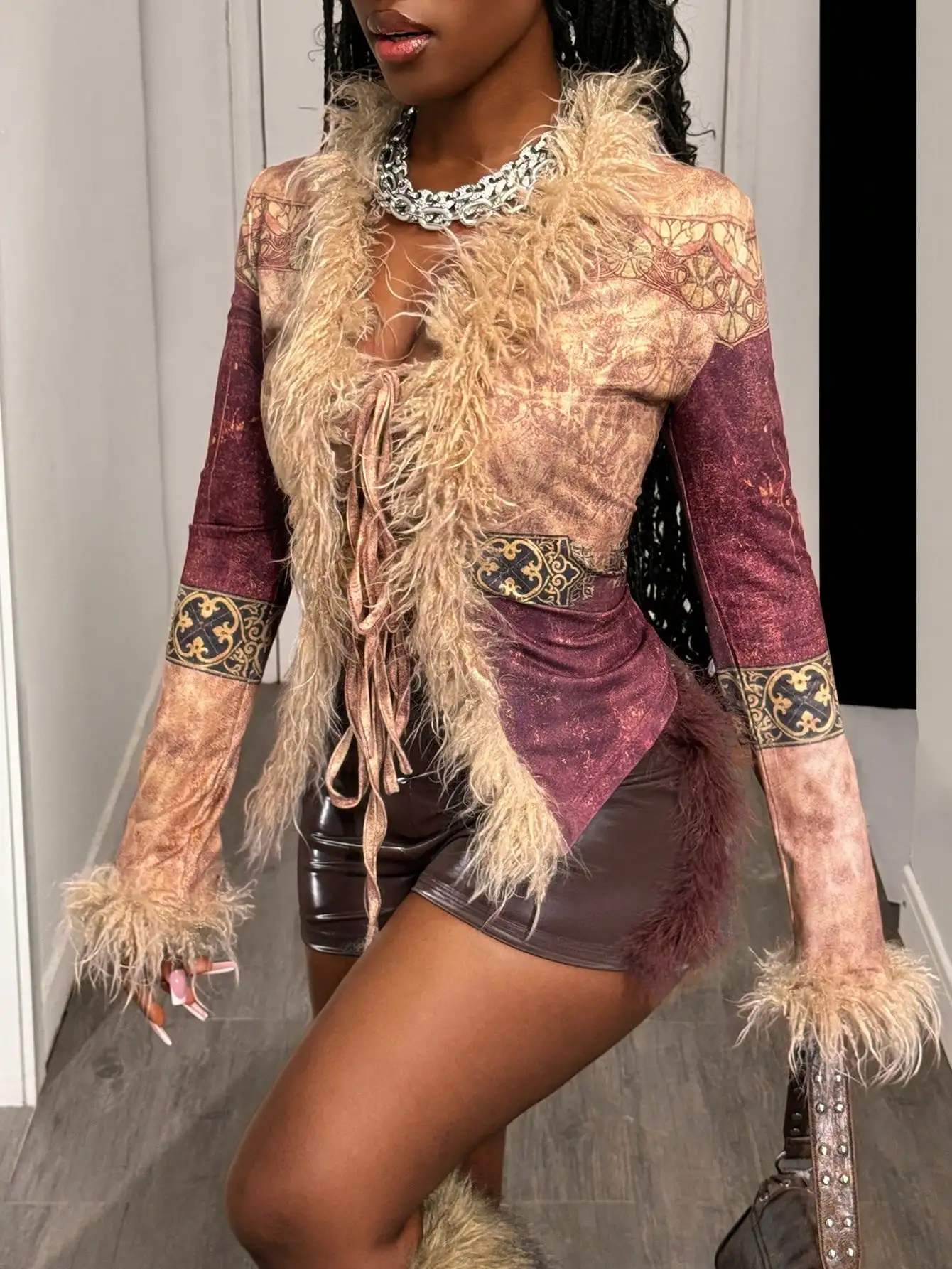 

Женский кардиган с V-образным вырезом, длинными рукавами, меховым воротником и манжетами, абстрактным принтом, завязками спереди