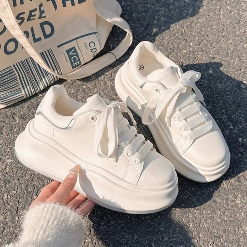 Women White Sneakers 2025 New Style Thick Sole Platform Shoes Spring Summer Casual Versatile Canvas Shoes Popular This Year