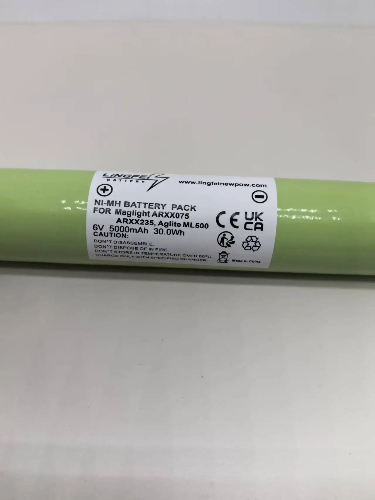 Batterie Ni-MH pour Maglite ARXX235 MA5 ML500 6V 5000mAh Expédiée sous 2 jours, livraison en 10 à 25 jours