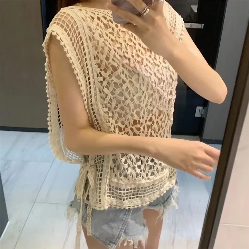 Summer Crochet Top Shirt Women\'s Knitted Vest Sleeveless T Shirt Sexy Holow Out Side Lace Up Lace T-Shirt Tee Shirt Femme