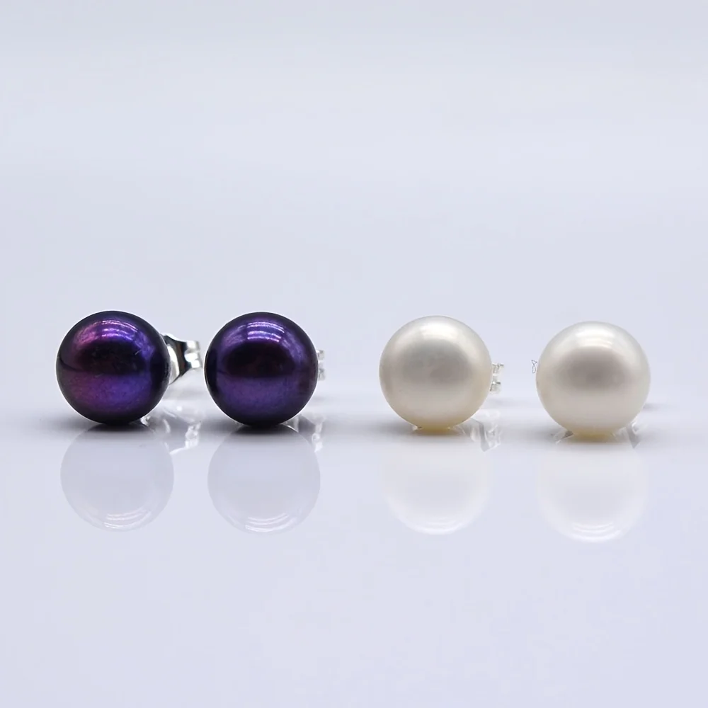 

Freshwater pearls, two pairs of pearl stud earrings, white and black, flat round natural freshwater pearls, women's earrings