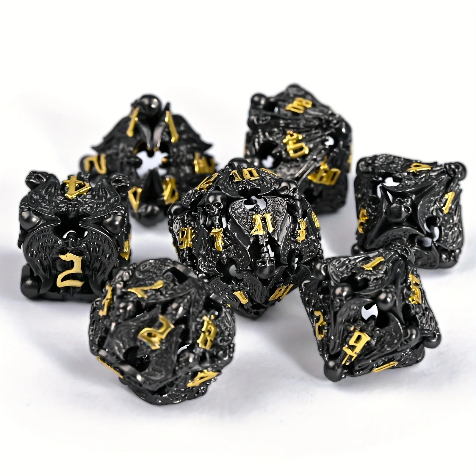 

DND Polyhedral Dice Set 7PCS Dice Skull Metal Polyhedral Dice,Gift Suitable for Dungeons & Dragons RPG Game