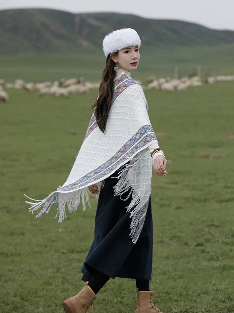 Imitat-Kaschmir-Poncho für Damen, Strickwickel im Ethno-Stil, gestreifter Quastenschal, warme mongolische Mode, Herbst und Winter