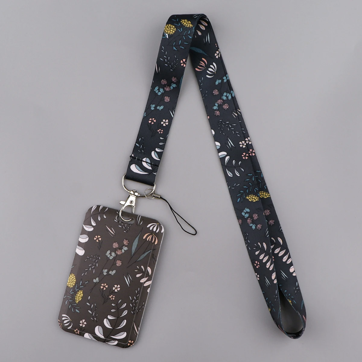 حامل بطاقة هوية أنيمي كارتون لطيف ، حامل بطاقة الحافلة ، بطاقة الموظفين ، علم النبات الموسيقي ، الحبل للمفاتيح ، تعليق الهاتف ، حبل سهل الاستخدام