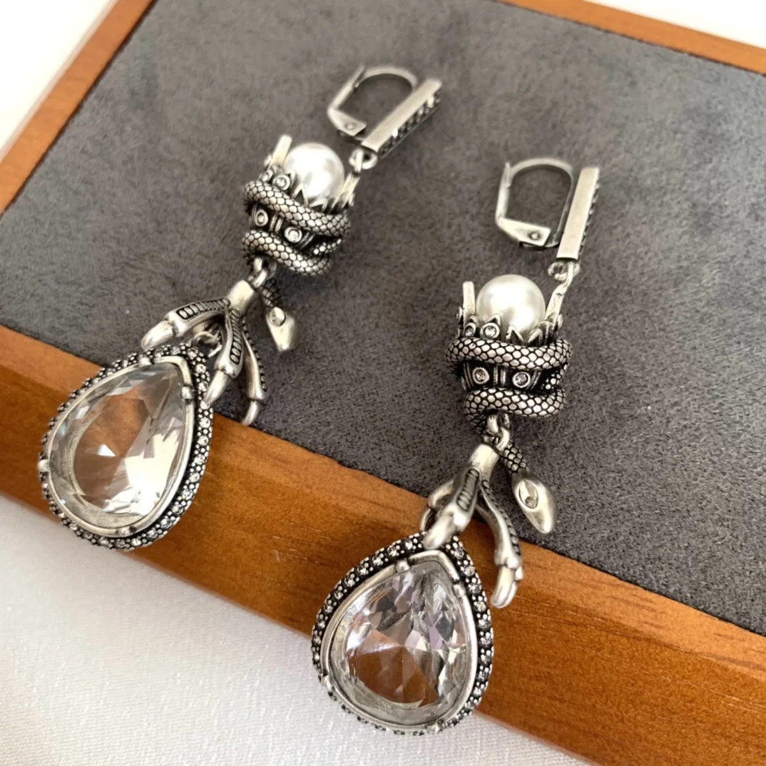 

Punk-style Rhinestone Lady Stainless Steel Earrings